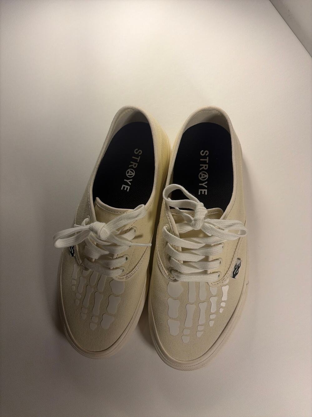 Straye Shoes